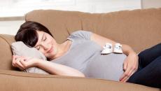 Miért akarnak aludni a terhes nők Miért akarnak állandóan aludni egy nő a terhesség alatt?